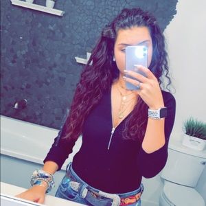 Meet your Posher, Ava